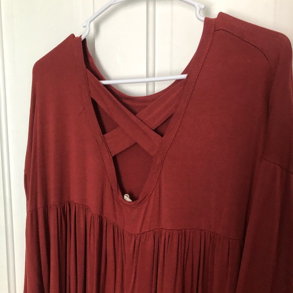 Tunic Top With Cross Back - Picture 3 of 4